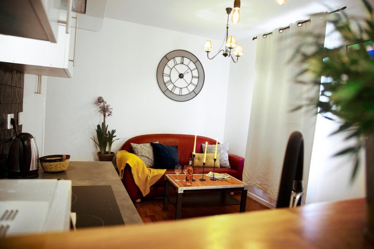Les Lofts De Provins Apt 2 Extérieur photo