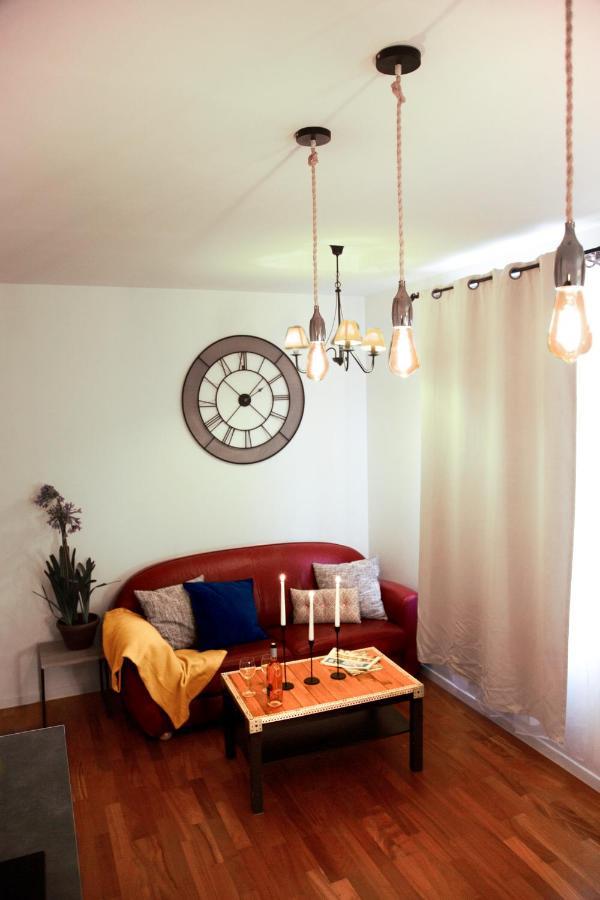 Les Lofts De Provins Apt 2 Extérieur photo